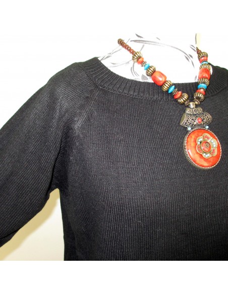 Pull droit noir maille chaude col rond manches raglan Pull droit noir maille chaude col rond manches raglan