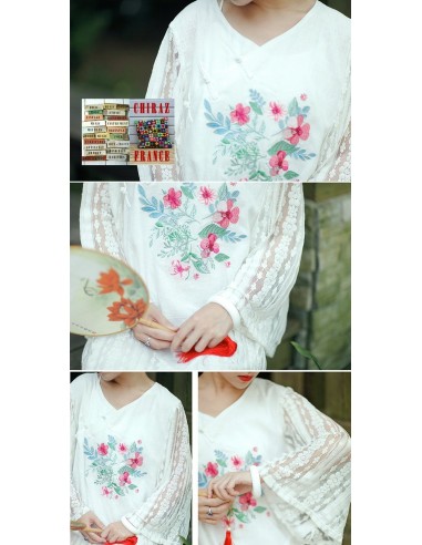 Robe blanche dentelle manches larges princesse légère coton rebrodée boho ethnique