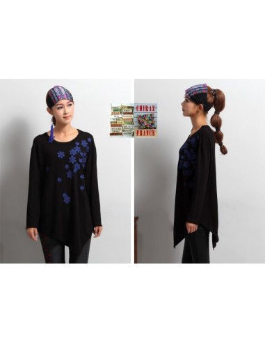 Pull léger jersey fluide asymétrique noir ou rouge fleurs brodées  Pull léger jersey fluide asymétrique noir ou rouge fleurs brodées
